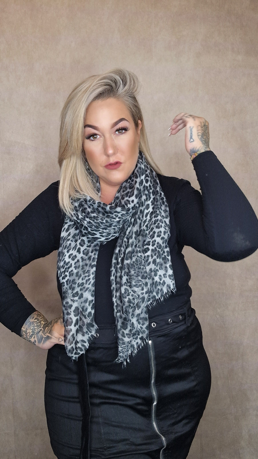 XXL Tuch "Grey Leo"