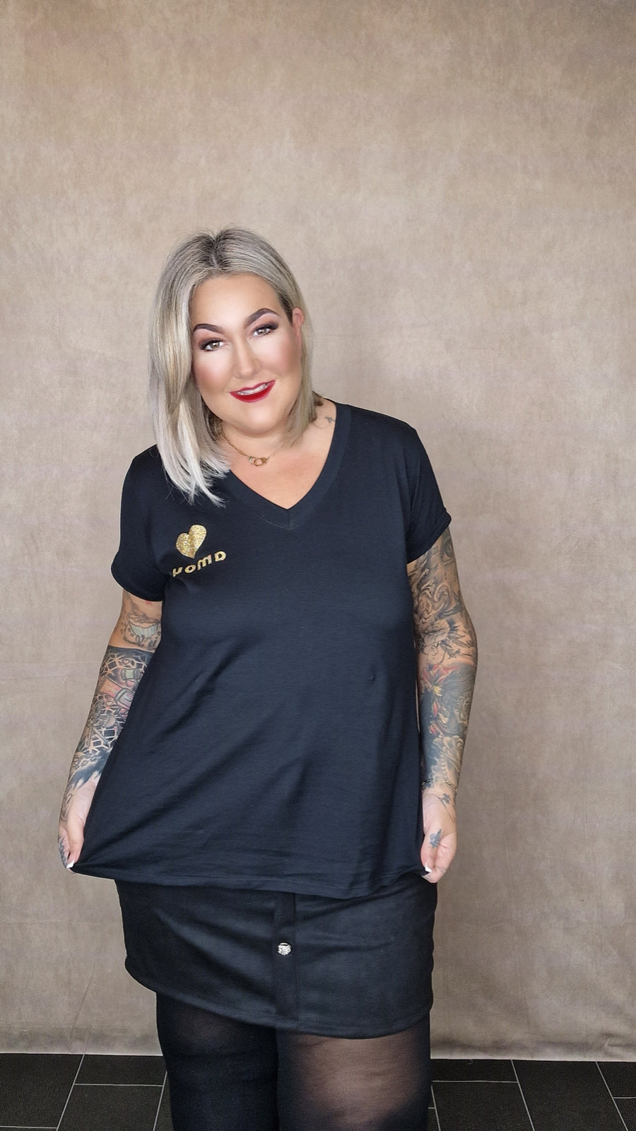 Kurzarm Shirt "AMOUR"💛 in schwarz oder weiß