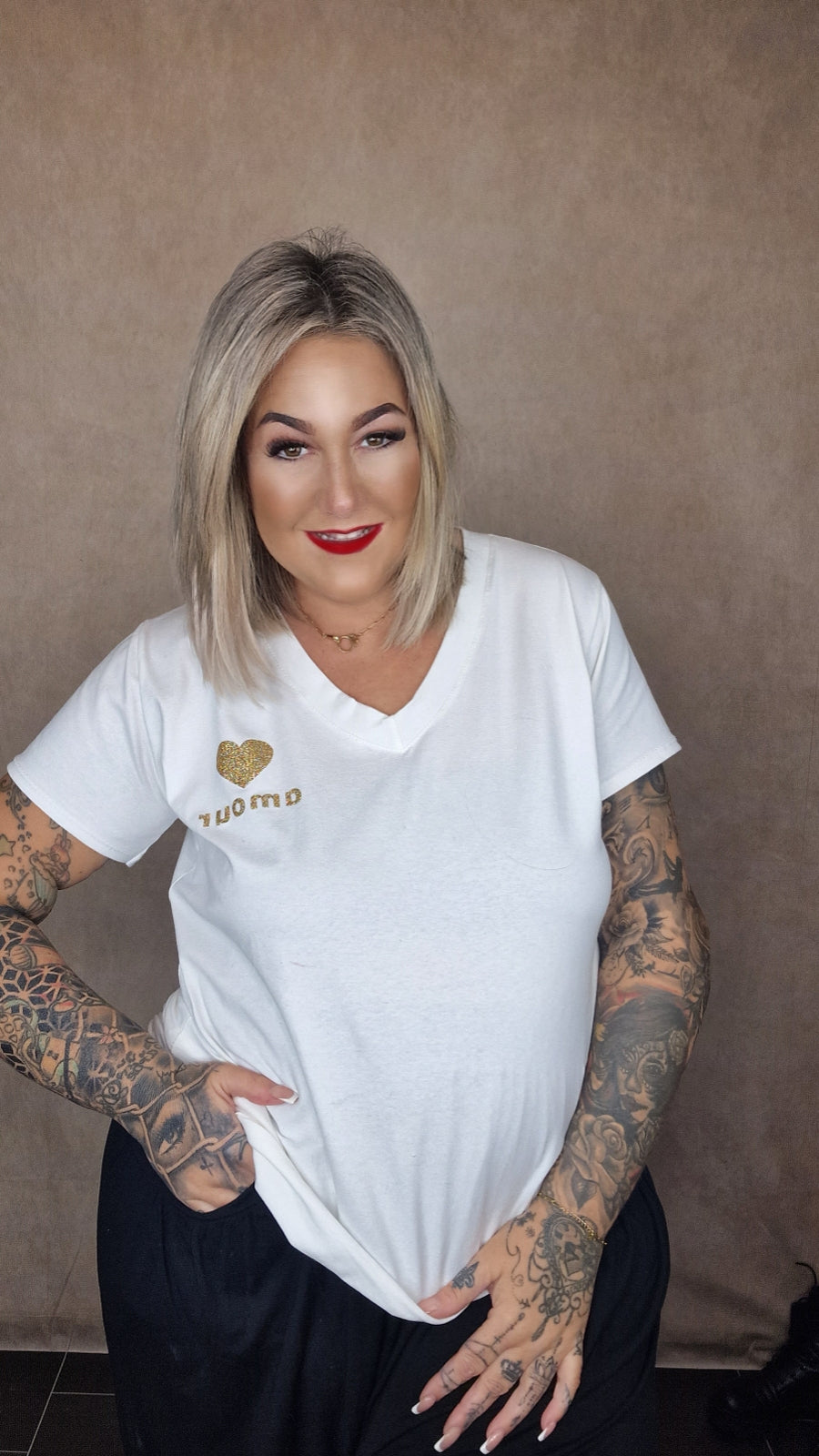 Kurzarm Shirt "AMOUR"💛 in schwarz oder weiß