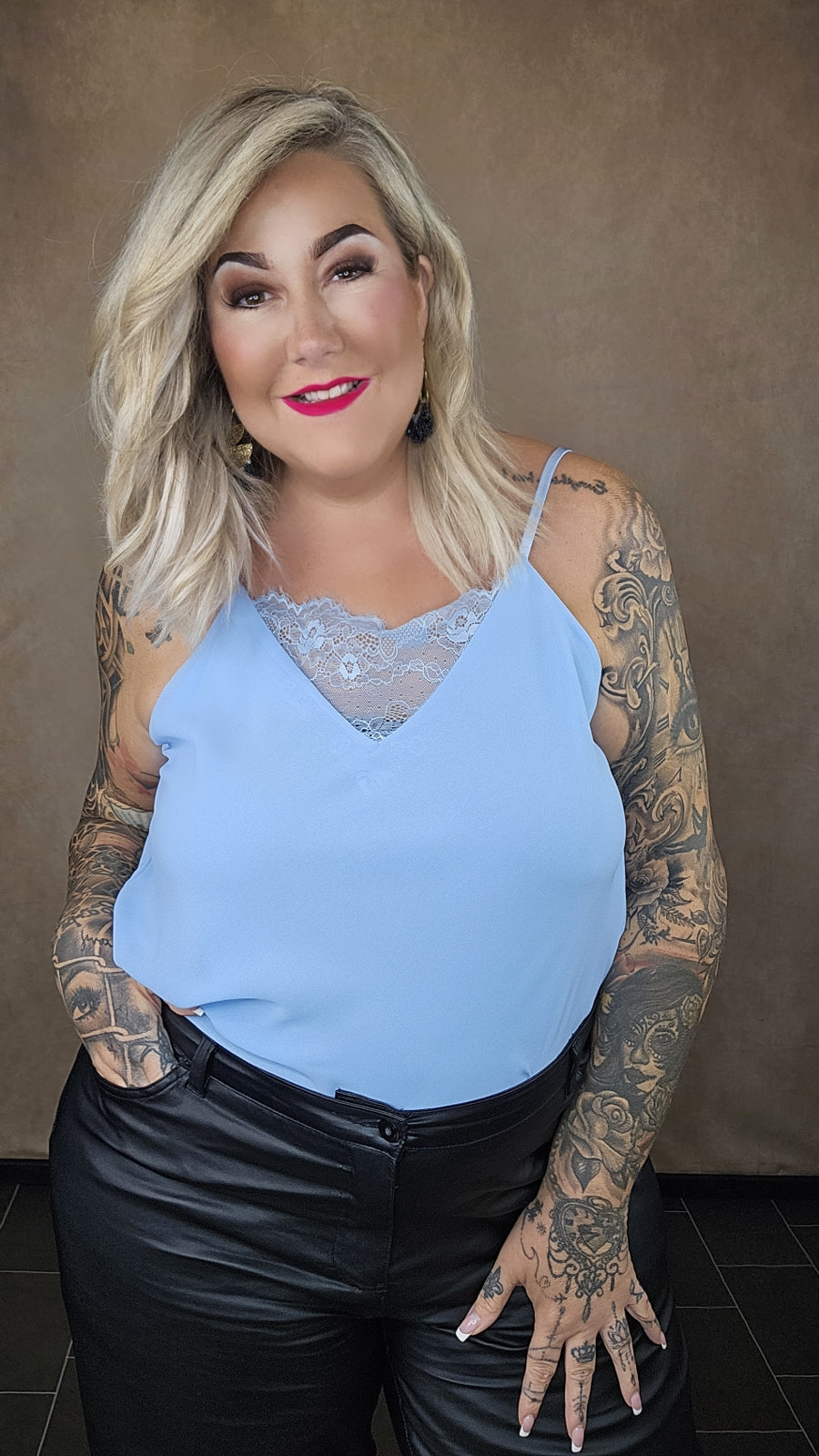 Top mit Spitze "Liz " in 17 Farben