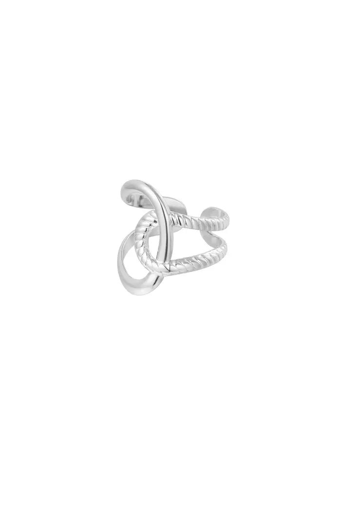 Ring "Loop" in gold oder Silber
