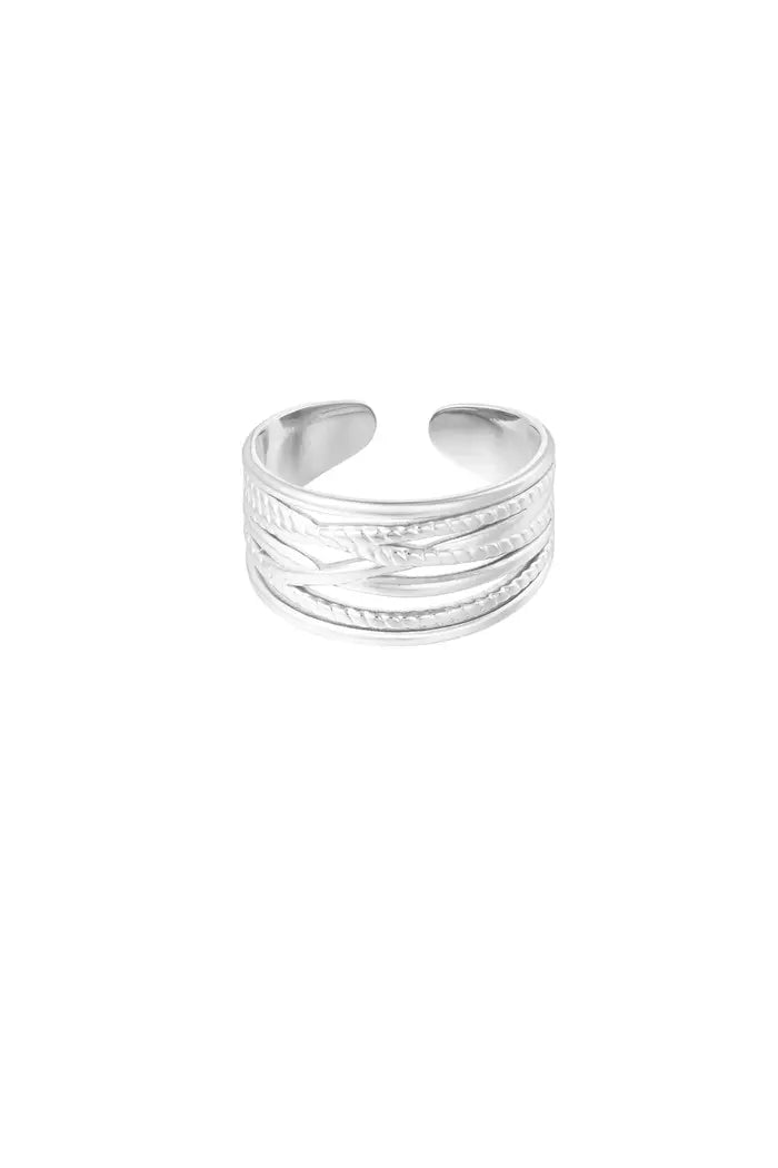 Ring "LIV"