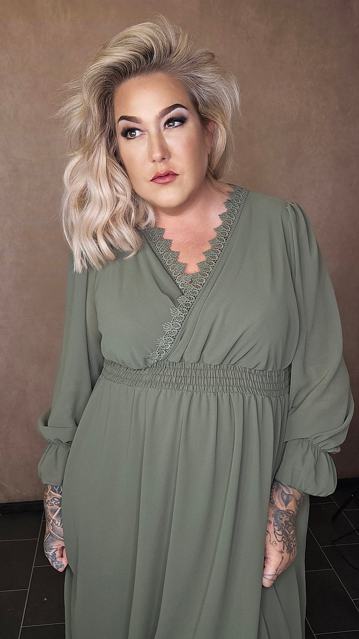 Kleid " Bella Olive"