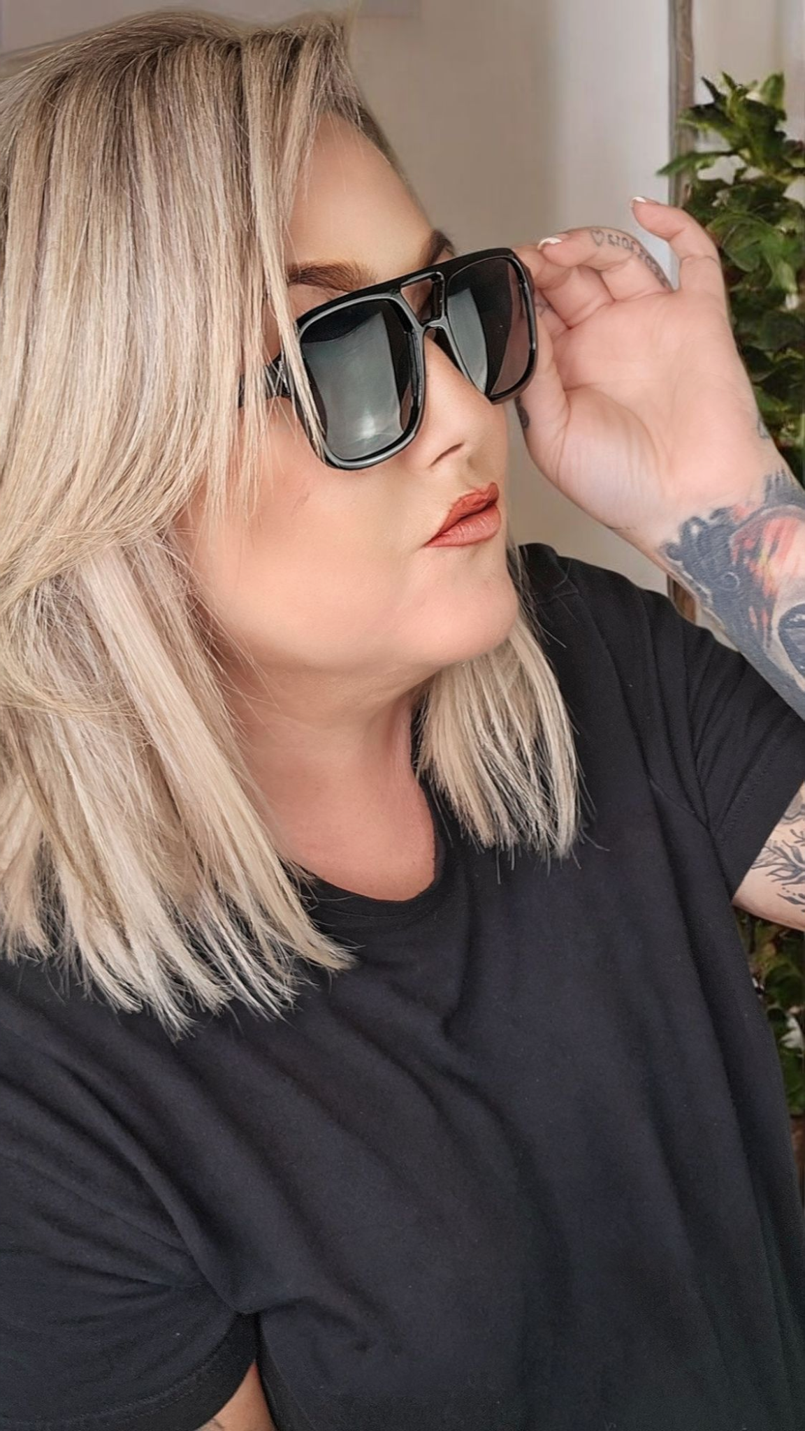 Sonnenbrille "Vinyl" in Schwarz
