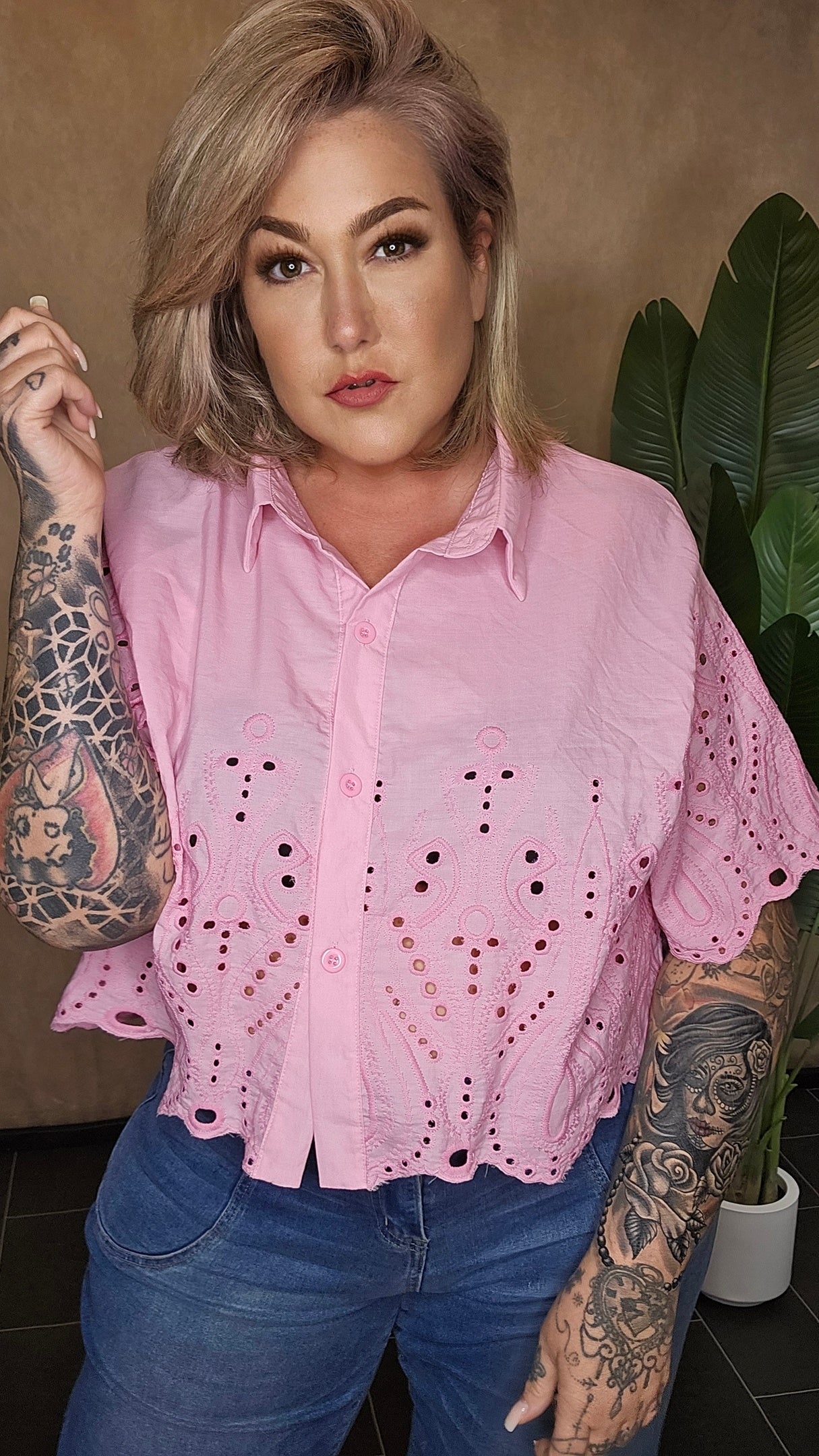 Lochstick Bluse "Babe"
