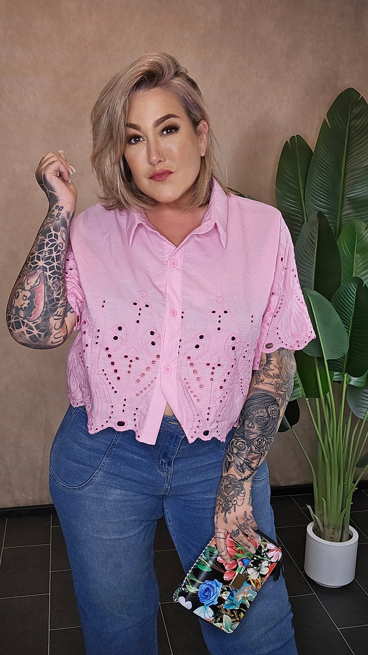 Lochstick Bluse "Babe"