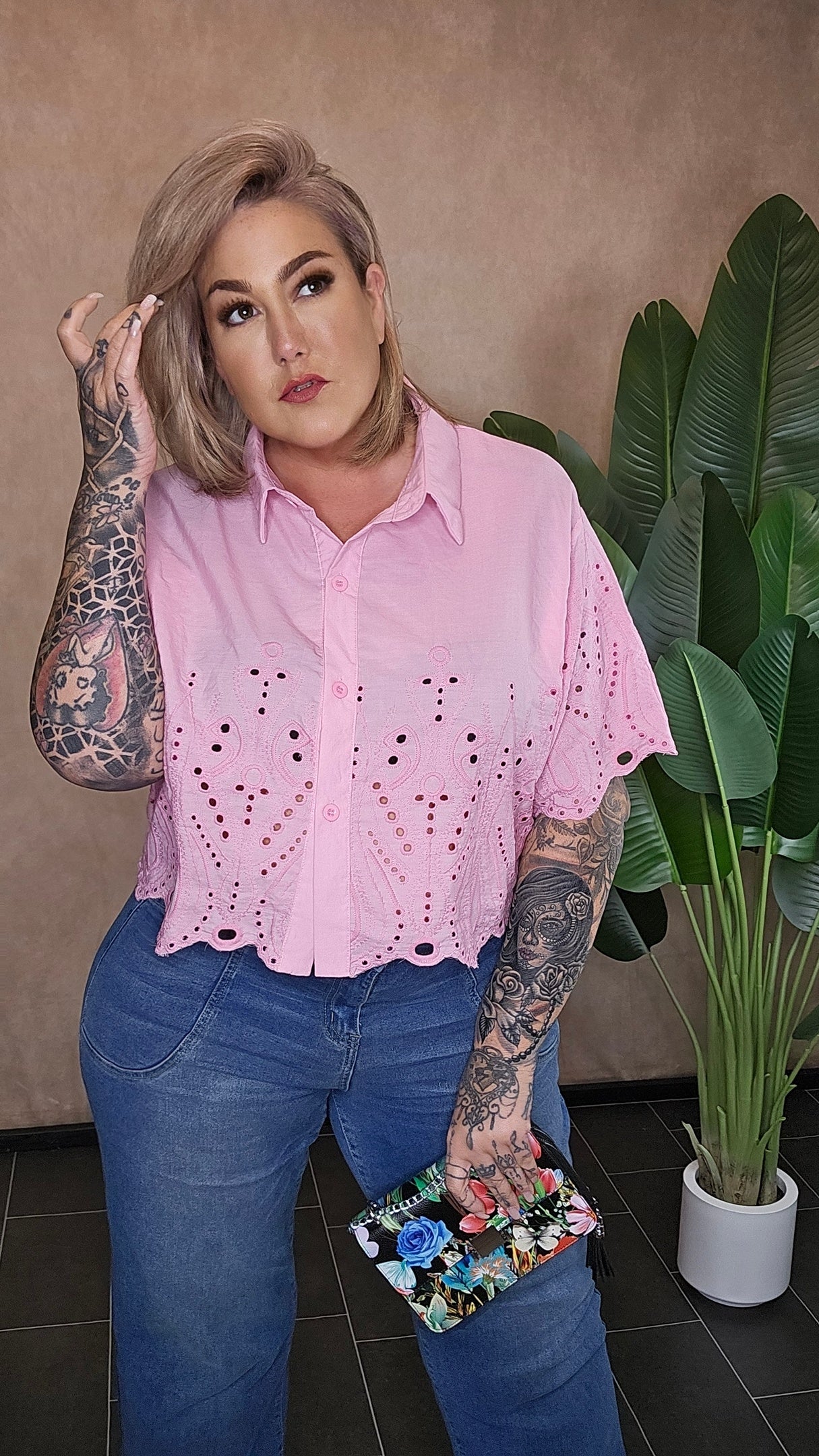 Lochstick Bluse "Babe"