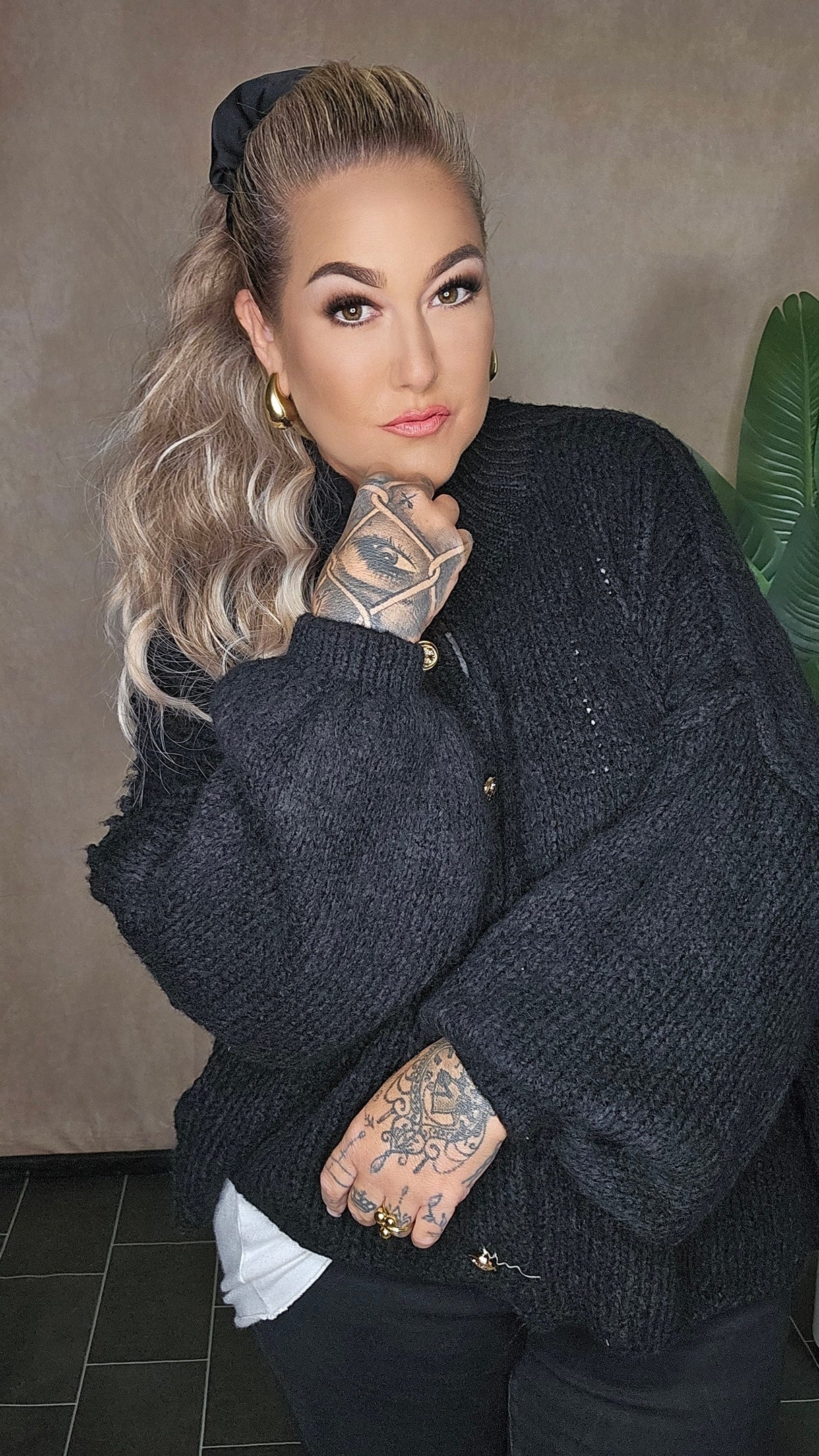 Oversize Strickjacke "Hazel" in black