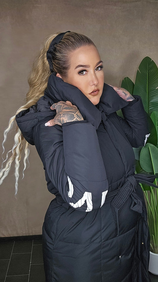 Langer Daunenmantel "Love"