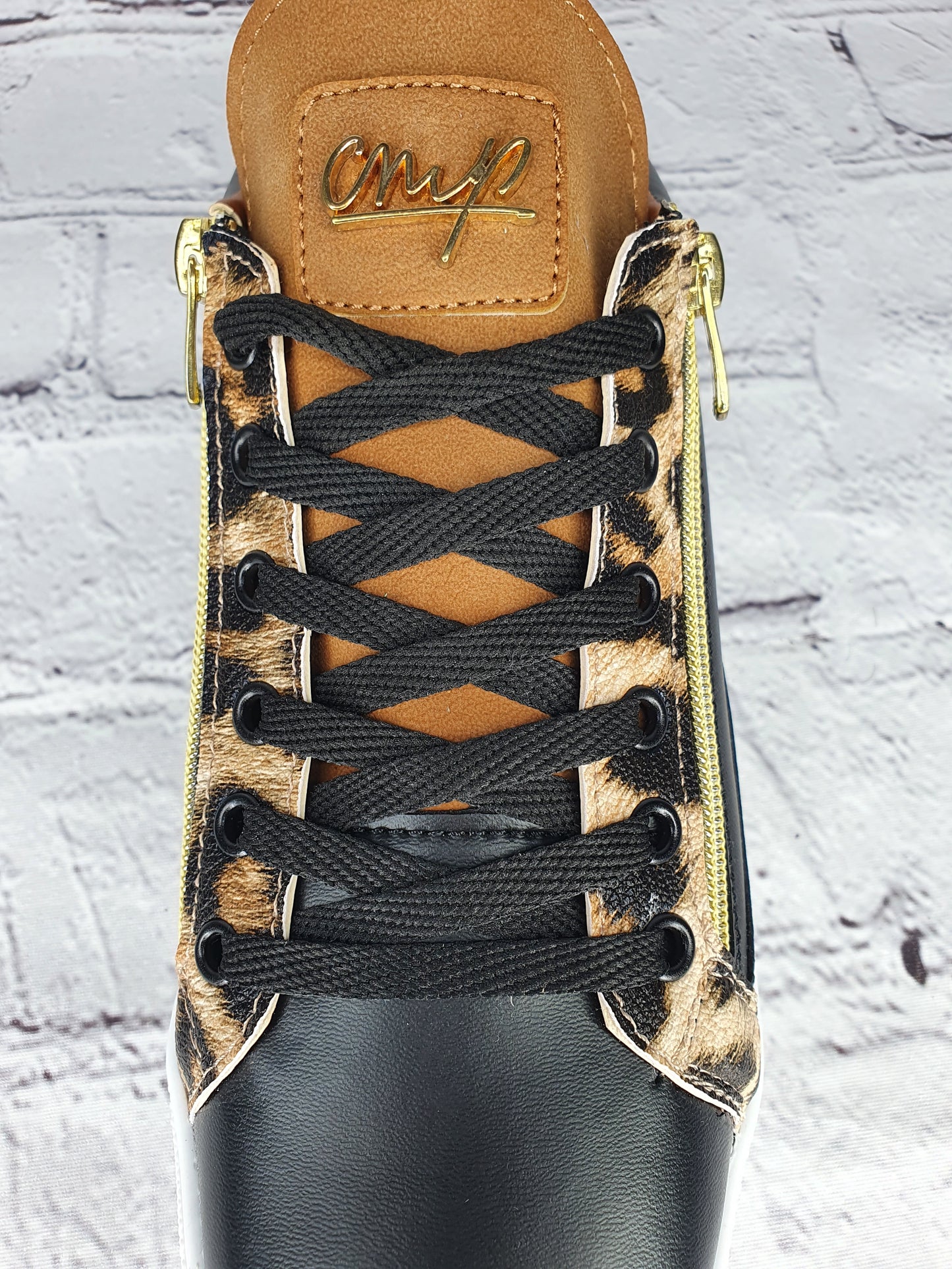 Sneaker "Leo"