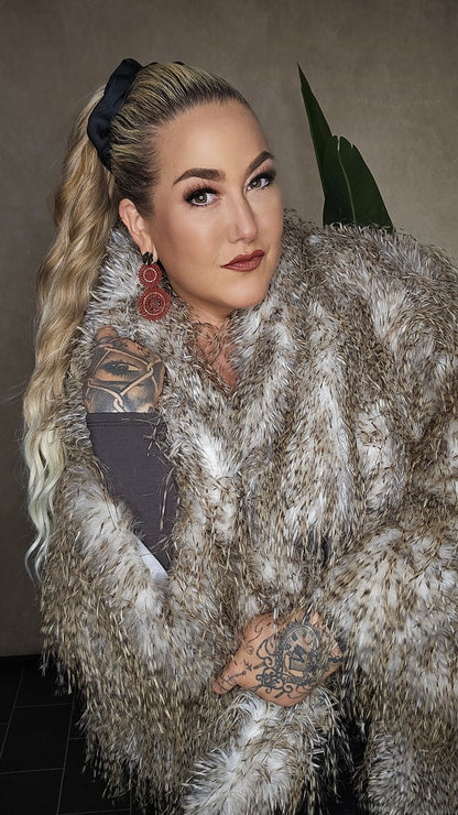 "Ice Queen" Oversize Felljacke