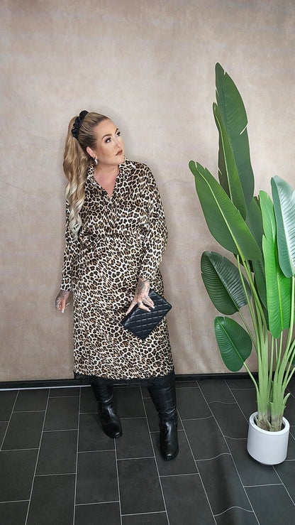 Leo Rock ganzes outfit von vorne