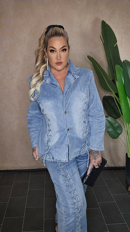 Jeans Jacke Lace it Blazer-Jacke - Detailansicht Schnürung und Denim-Material