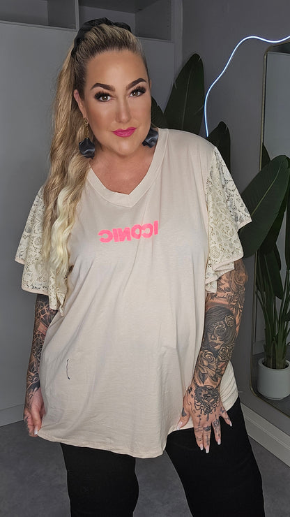 ICONIC  Shirt mit Spitzenärmeln – Creme