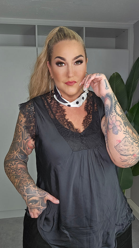 Satin Top LIV Schwarz