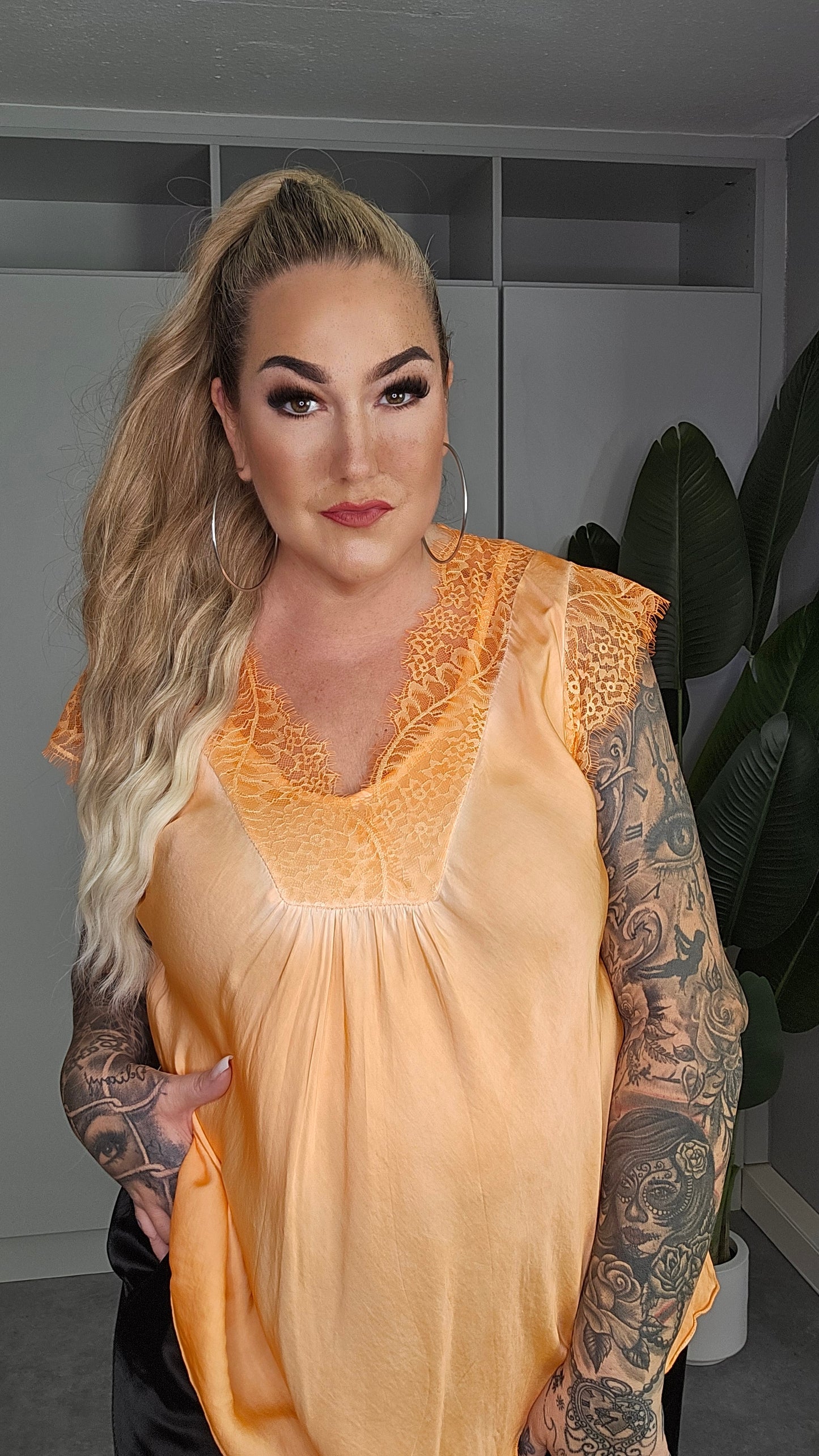 Satin Top LIV Orange 🧡
