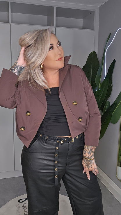 Kurzer Trench