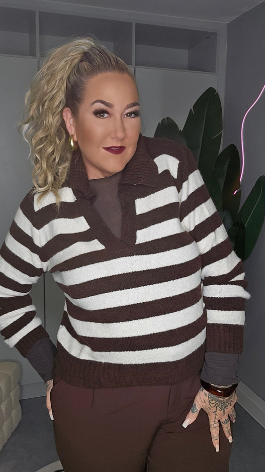 Gestreifter Pullover