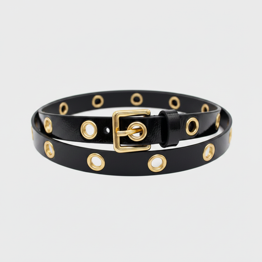 Gürtel StyleX Metallic – schwarzes Lackleder mit metallischem Glanz und goldenen Ösen
